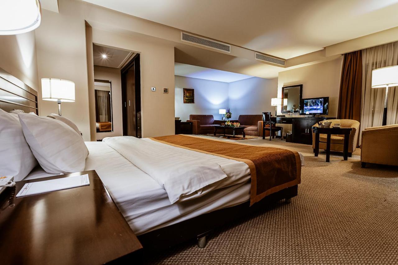 Monroe Hotel & Suites Μανάμα Εξωτερικό φωτογραφία