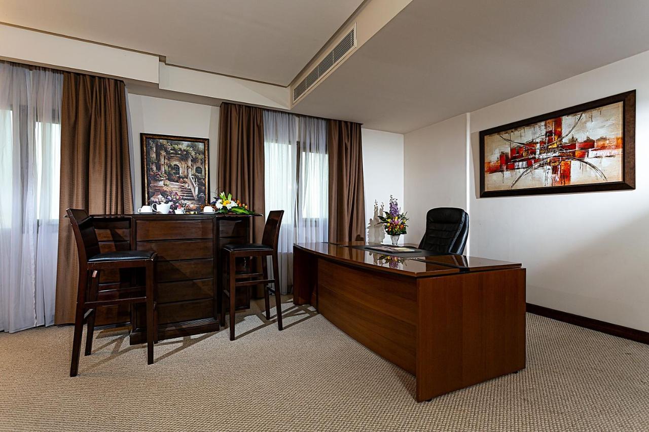 Monroe Hotel & Suites Μανάμα Εξωτερικό φωτογραφία